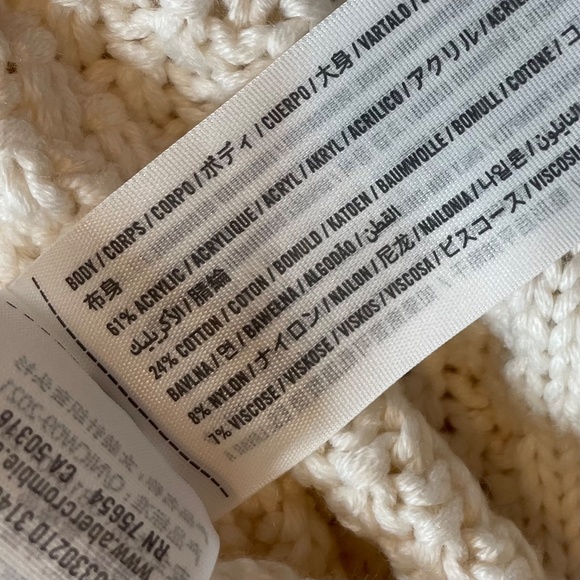 ABERCROMBIE & FITCH Tipped Slouchy Cable V-Neck Sweater Chunky Boxy Fit Preppy - Picture 7 of 12